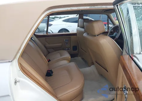 1986 Rolls-Royce Silver Spirit from USA, damaged, VIN SCAZS42A2GCX14680